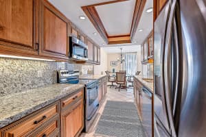 5460 N Ocean Drive 4d, Singer Island, FL 33404 Sold 04/09/24