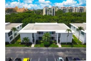 4501 S Ocean Boulevard F2, South Palm Beach, FL 33480 Sold 12/22/23