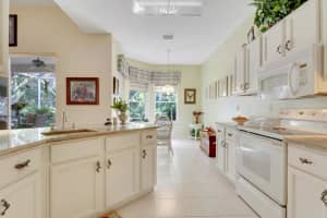 15212 Oak Chase Court, Wellington, FL 33414 Sold 06/27/24