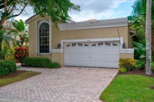 4542 Carlton Golf Drive, Lake Worth, FL 33449 Sold 02/01/24