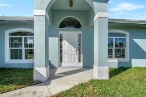 3119 Pebble Beach Drive, Lake Worth, FL 33467 Sold 05/15/24