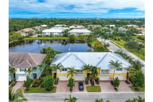 3124 Yorkshire Lane, Palm Beach Gardens, FL 33418 Sold 12/20/23