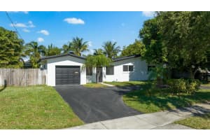 2311 NE 45th Street, Lighthouse Point, FL 33064 Sold 08/12/24