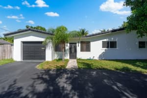 2311 NE 45th Street, Lighthouse Point, FL 33064 Sold 08/12/24