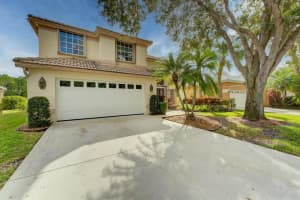 7095 SE Twin Oaks Circle, Stuart, FL 34997 Sold 07/01/24