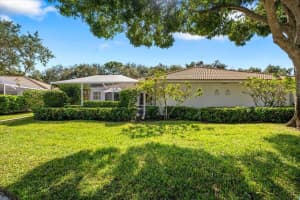 8902 Chapman Oak Court, Palm Beach Gardens, FL 33410 Sold 03/12/24