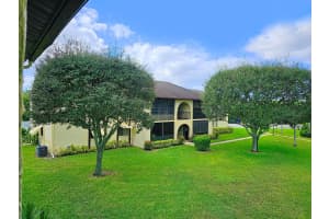 3625 La Aires Court B2, Greenacres, FL 33463 Sold 12/29/23