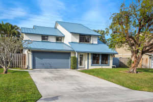 1119 Rainwood Circle W, Palm Beach Gardens, FL 33410 Sold 05/02/24