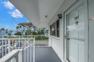 1001 NE 8th Avenue 201, Delray Beach, FL 33483 Sold 02/15/24