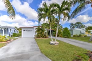 241 SE Paradise Place, Stuart, FL 34997 Sold 08/16/24