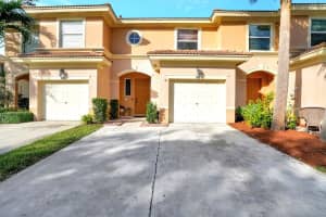 118 Wakulla Springs Way, Royal Palm Beach, FL 33411 Sold 01/12/24