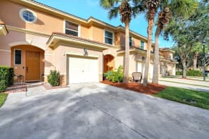 118 Wakulla Springs Way, Royal Palm Beach, FL 33411 Sold 01/12/24