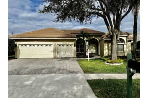 3463 SE Fairway Oaks Trail, Stuart, FL 34997 Sold 02/29/24