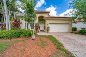 7395 NW 19 Th Court, Pembroke Pines, FL 33024 Sold 04/01/24