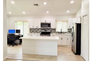 1727 Sawgrass Circle, Greenacres, FL 33413 Sold 07/19/24