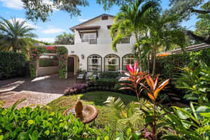 738 Biscayne Drive, West Palm Beach, FL 33401 Sold 01/16/24