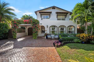 738 Biscayne Drive, West Palm Beach, FL 33401 Sold 01/16/24