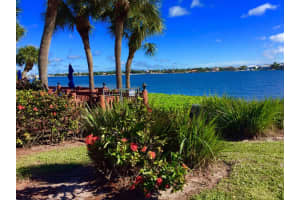 108 Half Moon Circle D2, Hypoluxo, FL 33462 Sold 02/28/24