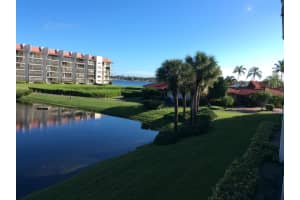 108 Half Moon Circle D2, Hypoluxo, FL 33462 Sold 02/28/24