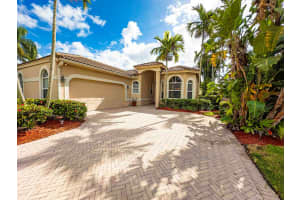5088 Ventura Drive, Delray Beach, FL 33484 Sold 04/23/24