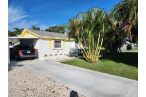 917 Riverwood Lane, Jupiter, FL 33458 Sold 01/22/24