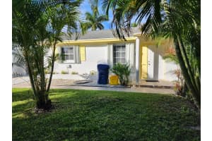 917 Riverwood Lane, Jupiter, FL 33458 Sold 01/22/24