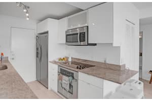 1250 West Avenue 14b, Miami Beach, FL 33139 Sold 06/04/24