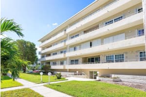 1299 S Ocean Boulevard R1, Boca Raton, FL 33432 Sold 03/08/24