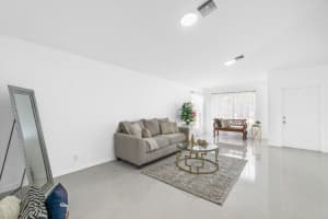 1060 NW 5th Avenue, Boynton Beach, FL 33426 Sold 04/05/24