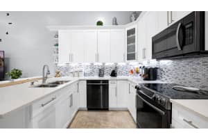 5460 Eagle Lake Drive 72b, Palm Beach Gardens, FL 33418 Sold 02/22/24