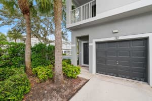 3107 Grandiflora Drive, Greenacres, FL 33467 Sold 12/29/23