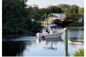 121 SE Paradise Place, Stuart, FL 34997 Sold 02/23/24