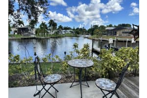 121 SE Paradise Place, Stuart, FL 34997 Sold 02/23/24