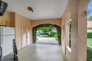 7 Fairway Drive, Boynton Beach, FL 33436 Sold 03/28/24