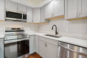 2309 23rd Lane Lane, Palm Beach Gardens, FL 33418 Sold 04/19/24