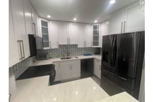 810 Lake Shore Drive 44, Lake Park, FL 33403 Sold 04/10/24