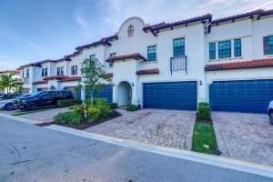 11772 SW 13th Lane, Pembroke Pines, FL 33025 Sold 02/07/24