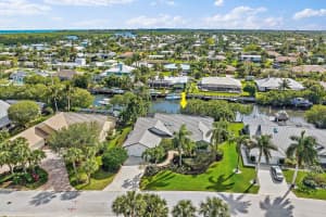8848 SE Marina Bay Drive, Hobe Sound, FL 33455 Sold 01/05/24