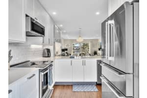 330 N Federal Highway 311, Deerfield Beach, FL 33441 Sold 02/13/24