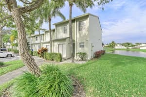 885 Crystal Lake Drive 885, Deerfield Beach, FL 33064 Sold 01/11/24