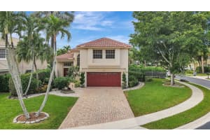 10381 Buena Ventura Drive, Boca Raton, FL 33498 Sold 02/05/24