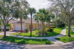 9014 SE Hawks Nest Court, Hobe Sound, FL 33455 Sold 01/12/24
