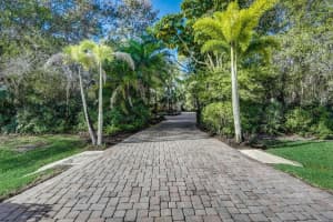 2072 SW Racquet Club Drive, Palm City, FL 34990 Sold 02/19/24