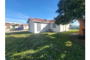 921 10th Street, West Palm Beach, FL 33401 Sold 01/31/24