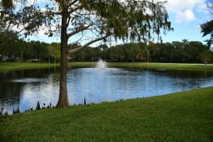 9304 Chapman Oak Court, Palm Beach Gardens, FL 33410 Sold 01/31/24