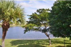 5280 Las Verdes Circle 307, Delray Beach, FL 33484 Sold 12/27/23