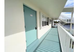 170 Horizons E 210, Boynton Beach, FL 33435 Sold 12/02/24