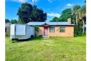 4504 Matanzas Avenue, Fort Pierce, FL 34946 Sold 02/07/24