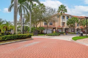 5017 Vine Cliff Way W, Palm Beach Gardens, FL 33418 Sold 01/08/24