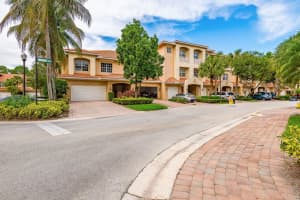 5017 Vine Cliff Way W, Palm Beach Gardens, FL 33418 Sold 01/08/24